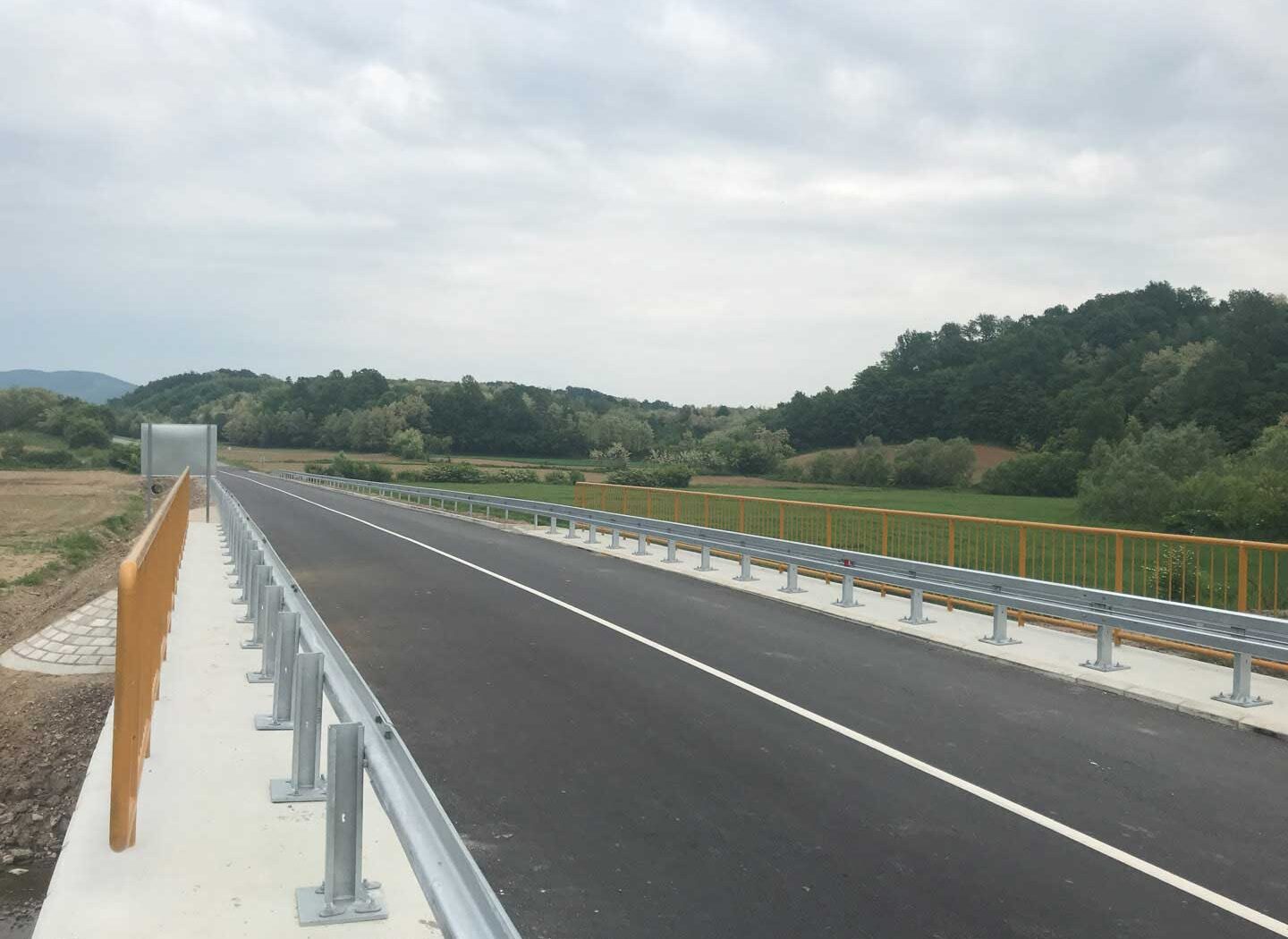 Izgradnja Mosta Na Reci Cernica 01